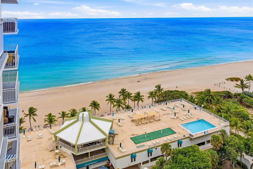 101 BRINY AVENUE #2006 Pompano Beach, FL 33062