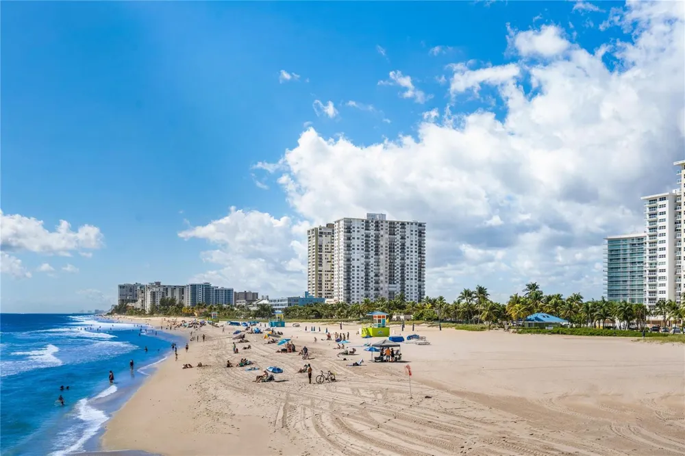 101 BRINY AVENUE #2006 Pompano Beach, FL 33062