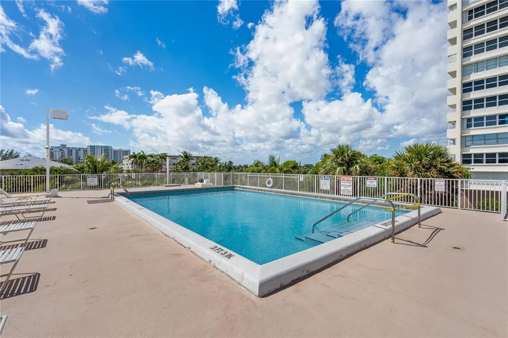 101 BRINY AVENUE #2006 Pompano Beach, FL 33062