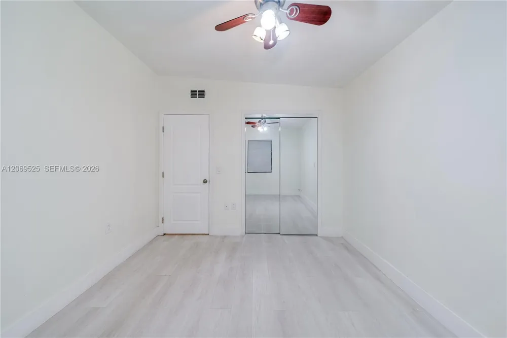 5677 Maypop Rd West Palm Beach, FL 33415