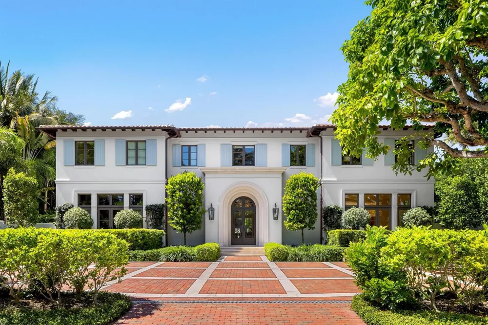 220 Jungle Road Palm Beach, FL 33480