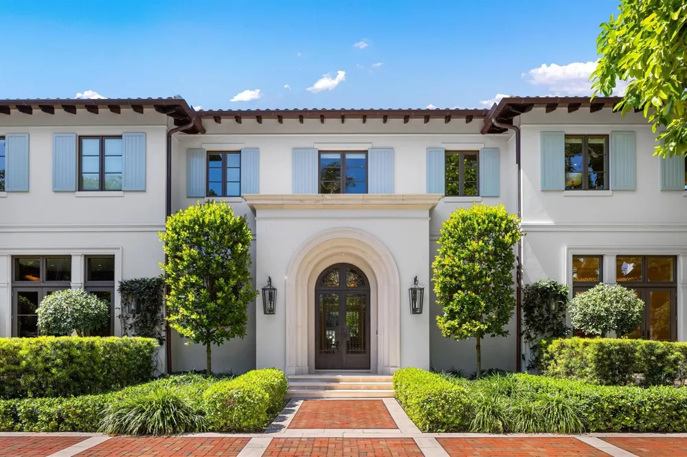 220 Jungle Road Palm Beach, FL 33480