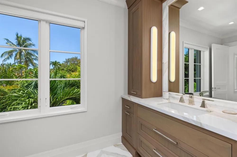 220 Jungle Road Palm Beach, FL 33480