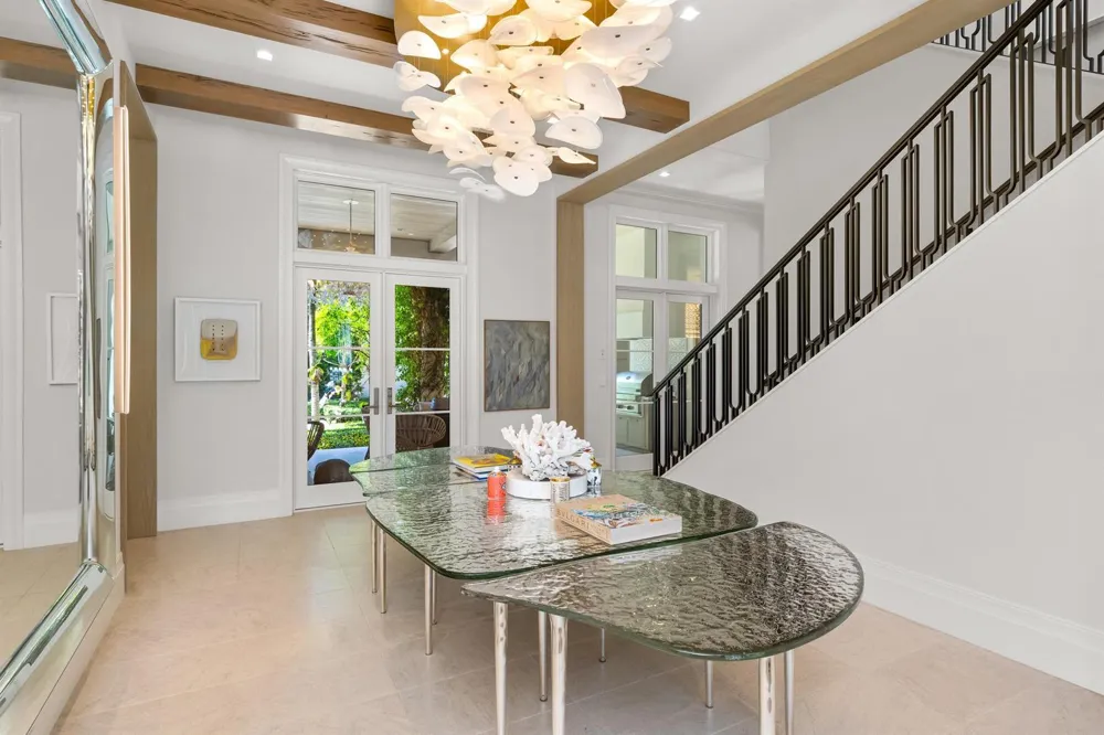 220 Jungle Road Palm Beach, FL 33480