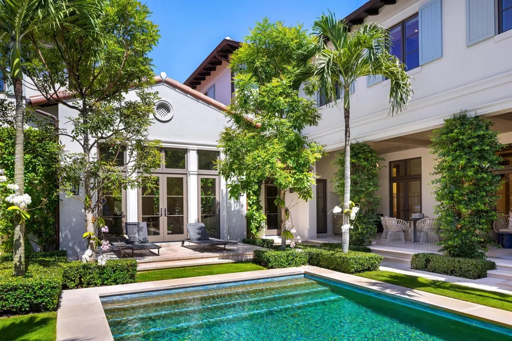 220 Jungle Road Palm Beach, FL 33480