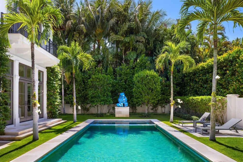220 Jungle Road Palm Beach, FL 33480