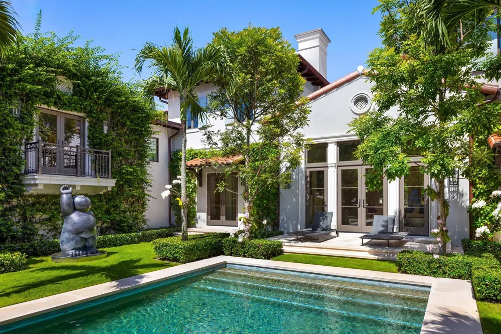 220 Jungle Road Palm Beach, FL 33480