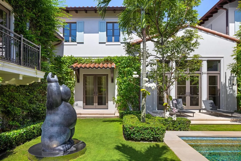 220 Jungle Road Palm Beach, FL 33480