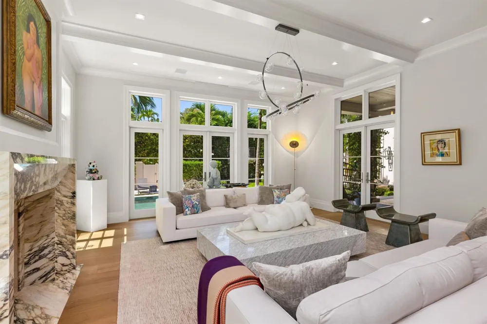 220 Jungle Road Palm Beach, FL 33480