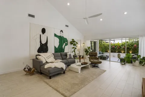 125 Harbourside Circle