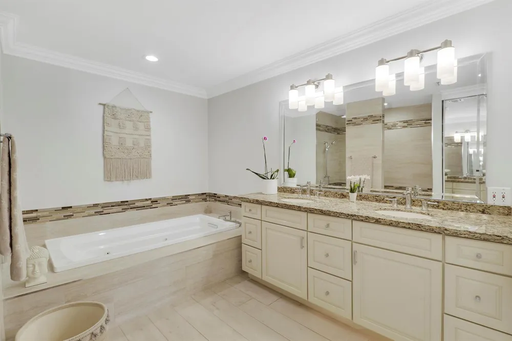 125 Harbourside Circle Jupiter, FL 33477