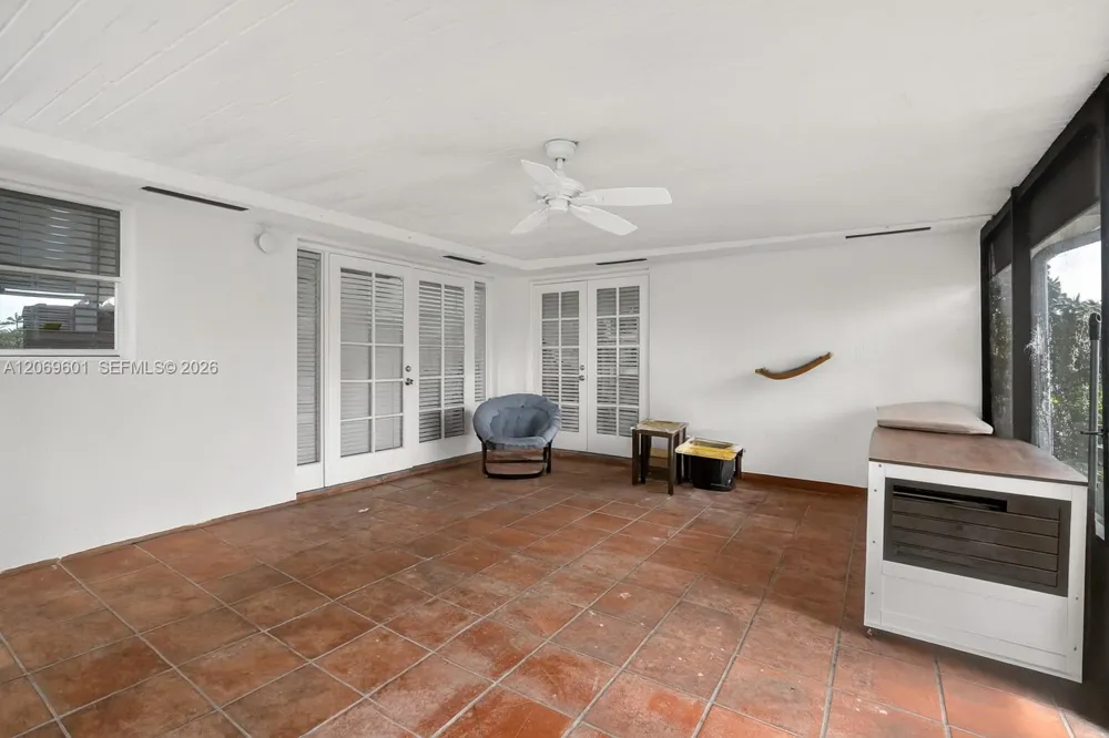 18847 NW 83rd Pl Hialeah, FL 33015