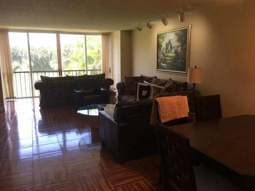 4070 Tivoli Court #202 Lake Worth, FL 33467
