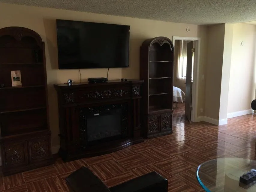 4070 Tivoli Court #202 Lake Worth, FL 33467