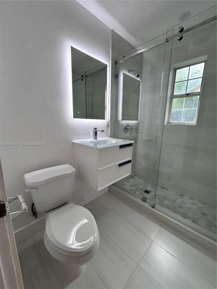 15 Sidonia Ave #2 Coral Gables, FL 33134