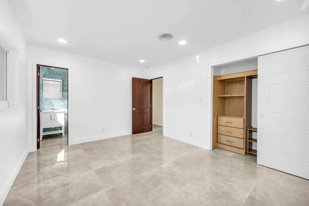 461 NE 44TH STREET Boca Raton, FL 33431