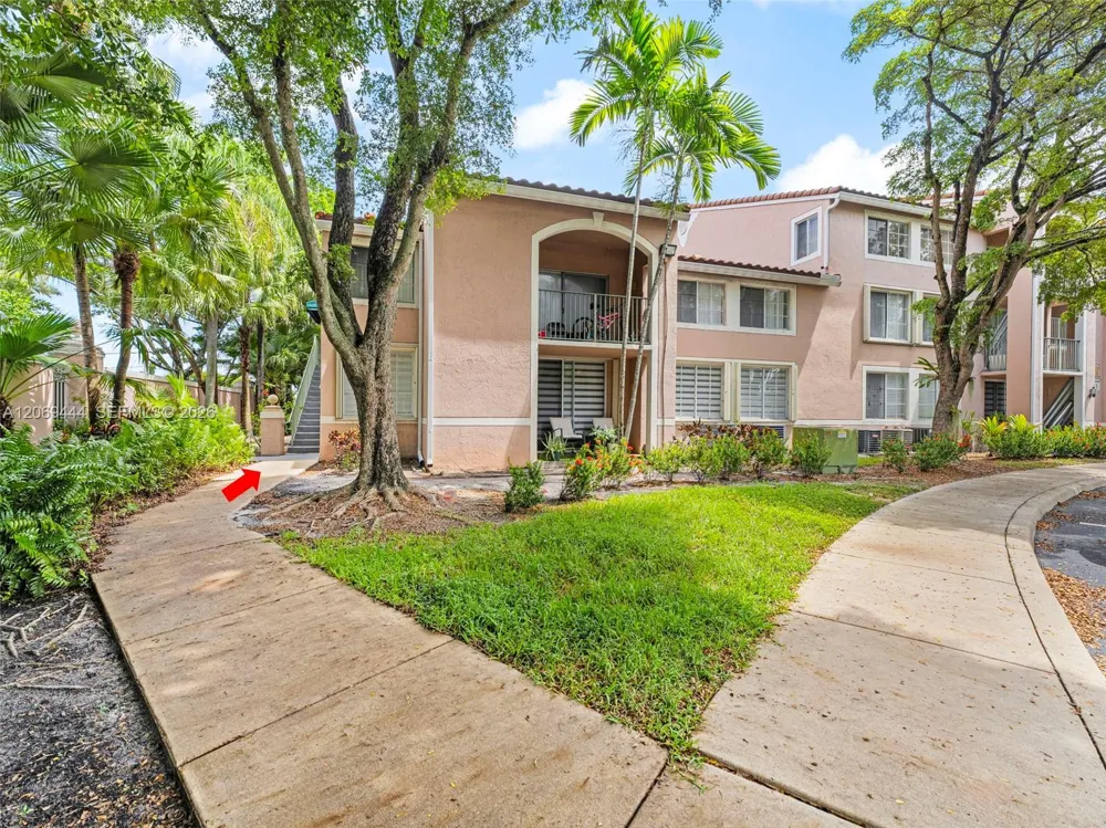 12106 Saint Andrews Pl #202 Miramar, FL 33025