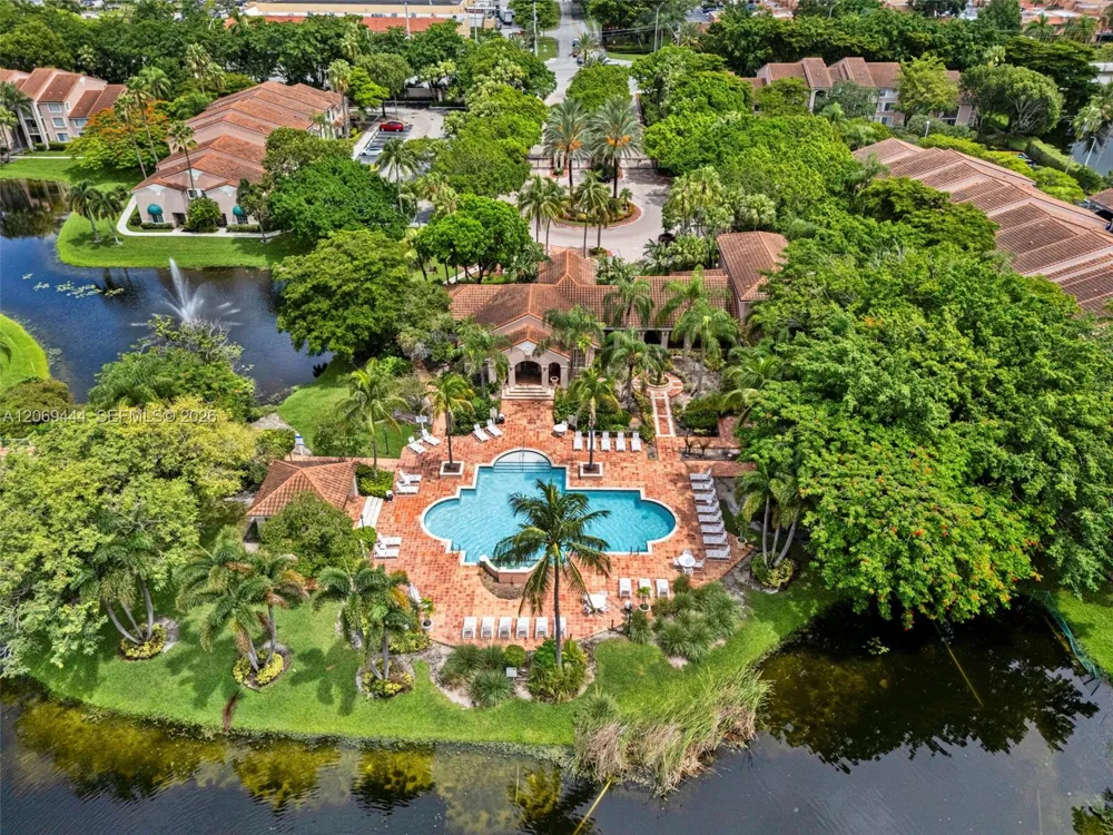 12106 Saint Andrews Pl #202 Miramar, FL 33025