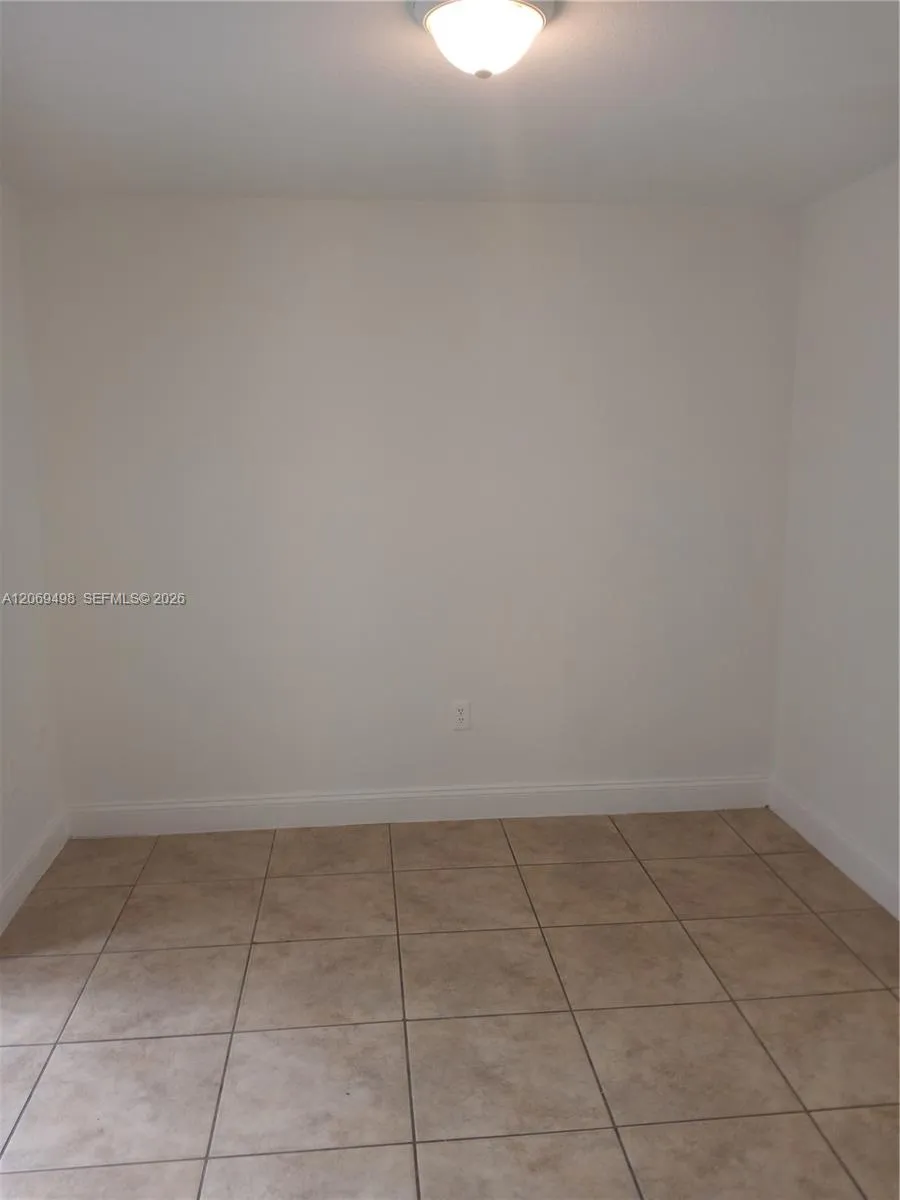 7427 NW 181st Ter #7427 Hialeah, FL 33015