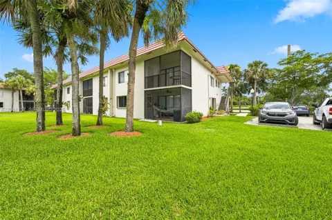 16257 Saddle Club Rd #201