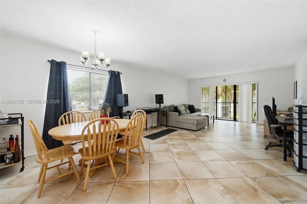 16257 Saddle Club Rd #201 Weston, FL 33326