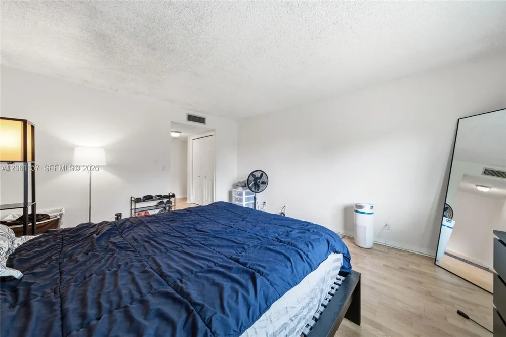16257 Saddle Club Rd #201 Weston, FL 33326