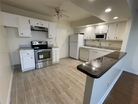 2061 NW 47th Ter #306