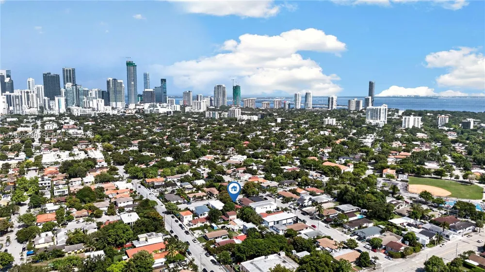 1128 SW 11th Ave Miami, FL 33129