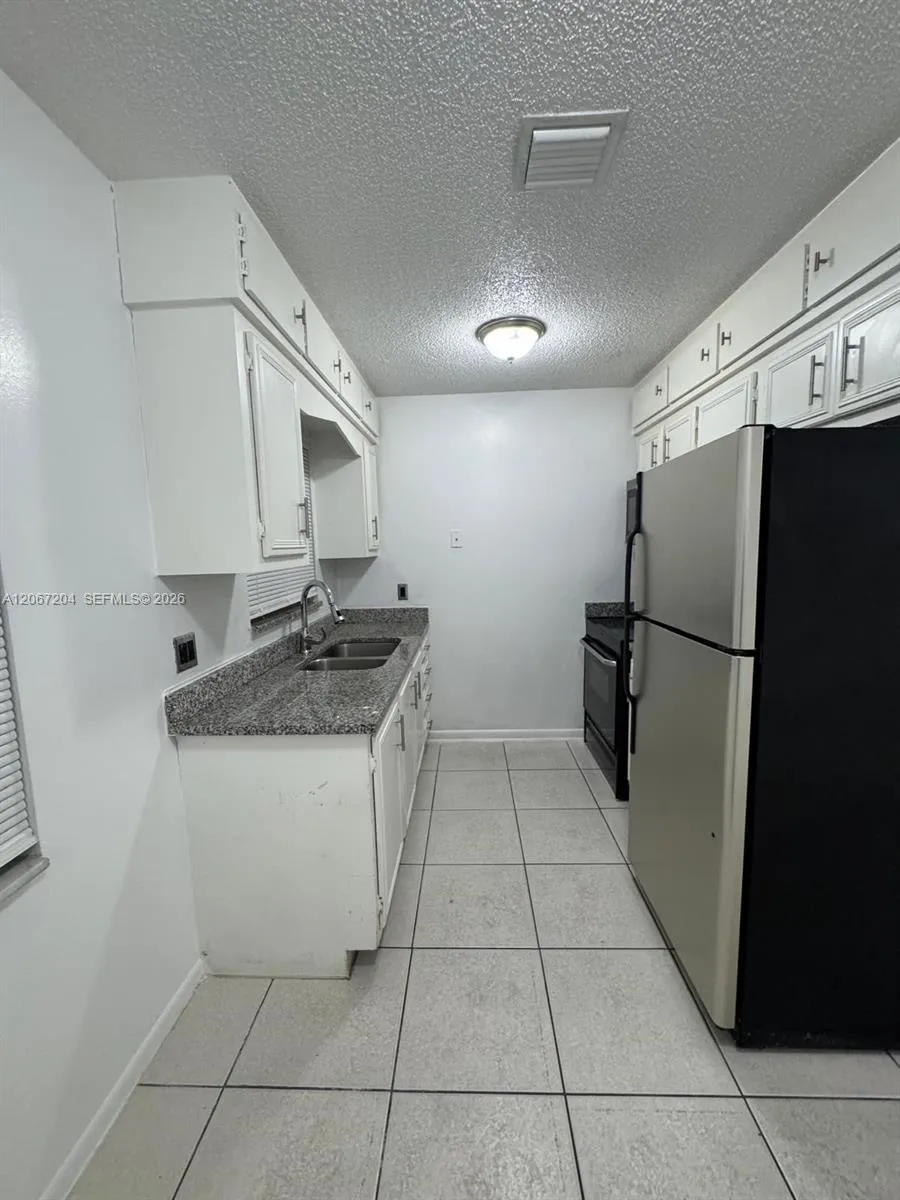 1746 3rd Ave N #10 Lake Worth, FL 33460