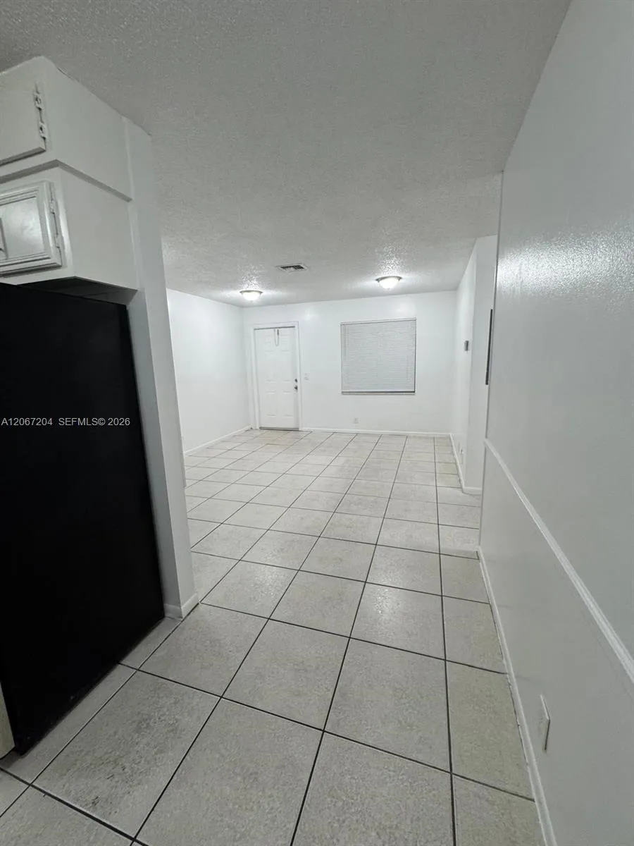 1746 3rd Ave N #10 Lake Worth, FL 33460