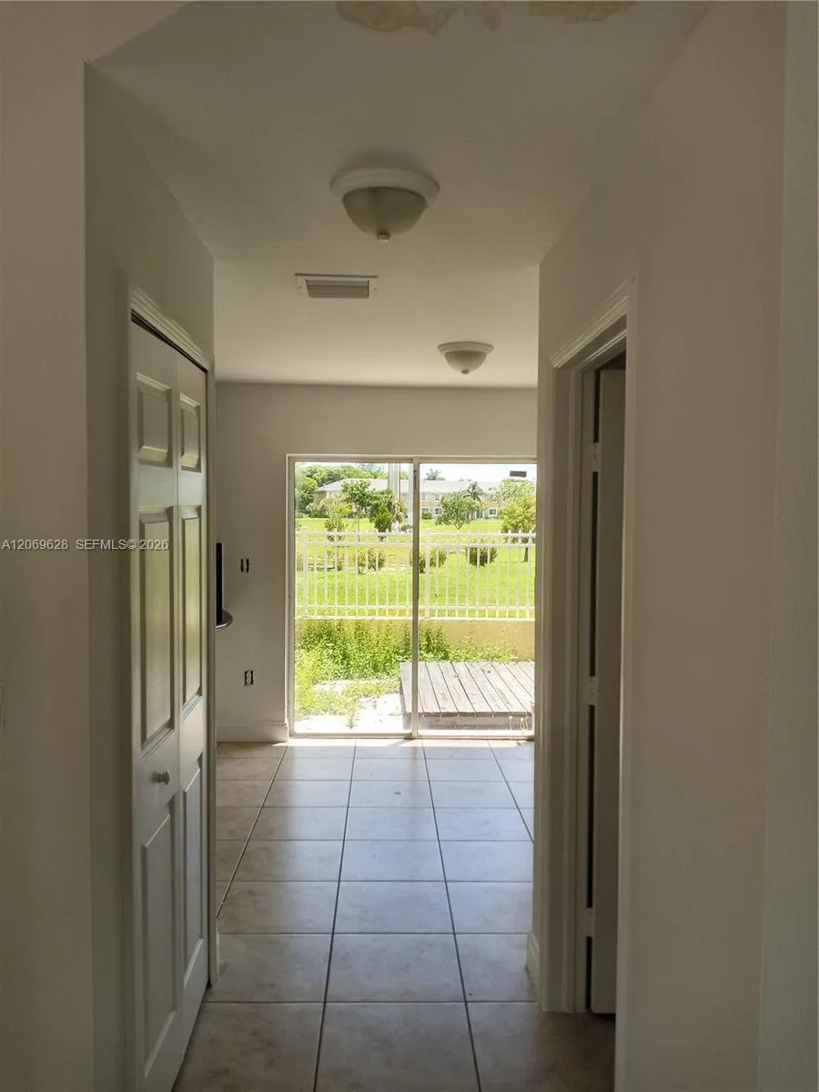 18125 NW 74th Ct #18125 Hialeah, FL 33015