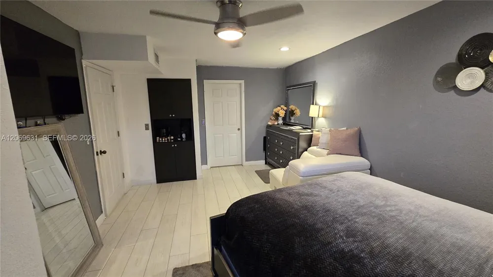 6146 SW 25th St Miramar, FL 33023