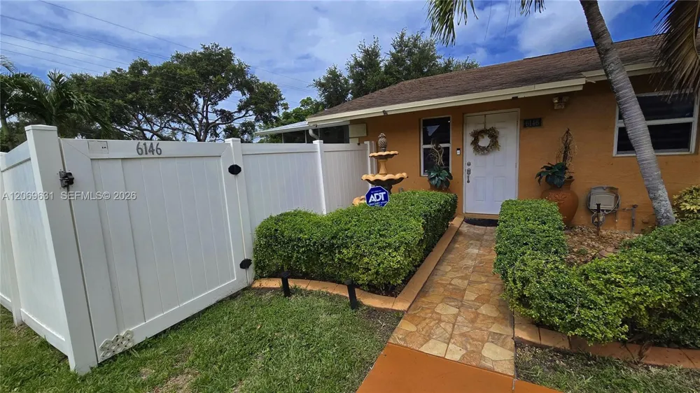 6146 SW 25th St Miramar, FL 33023