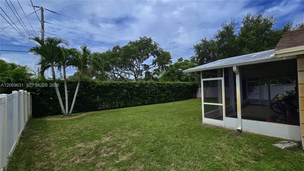6146 SW 25th St Miramar, FL 33023