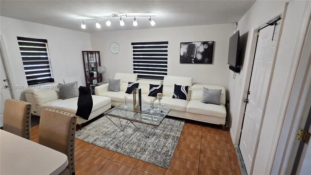 6146 SW 25th St Miramar, FL 33023
