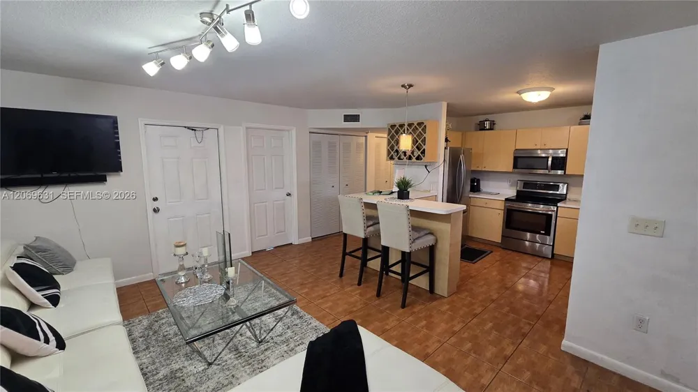 6146 SW 25th St Miramar, FL 33023