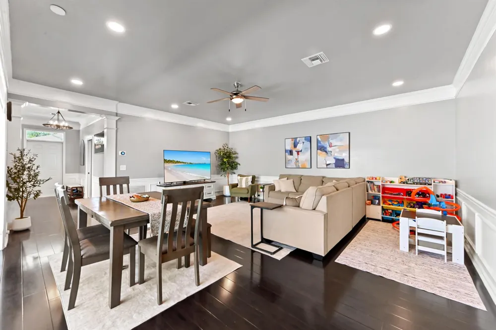 5871 Kelsey Lane Tamarac, FL 33321