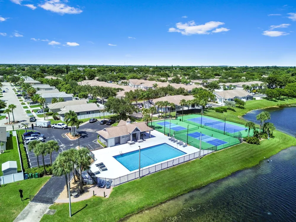 5871 Kelsey Lane Tamarac, FL 33321