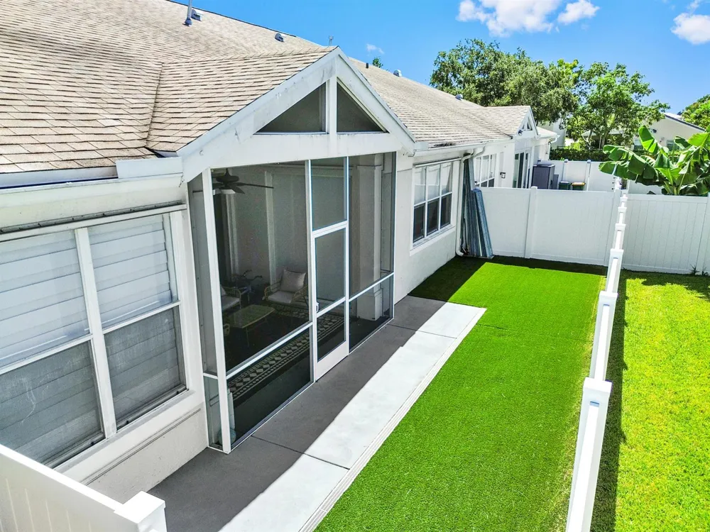 5871 Kelsey Lane Tamarac, FL 33321