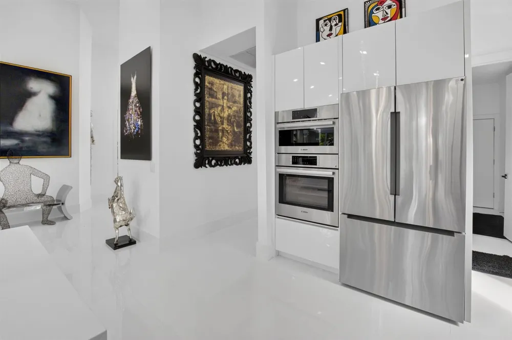 5372 NW 21st Avenue Boca Raton, FL 33496