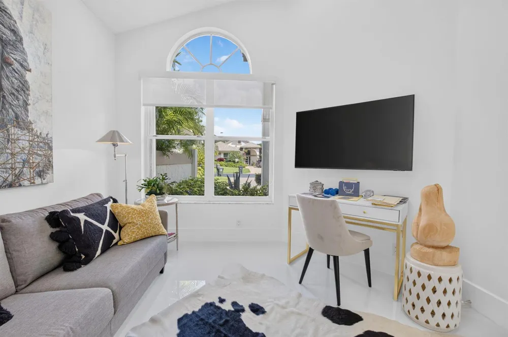 5372 NW 21st Avenue Boca Raton, FL 33496