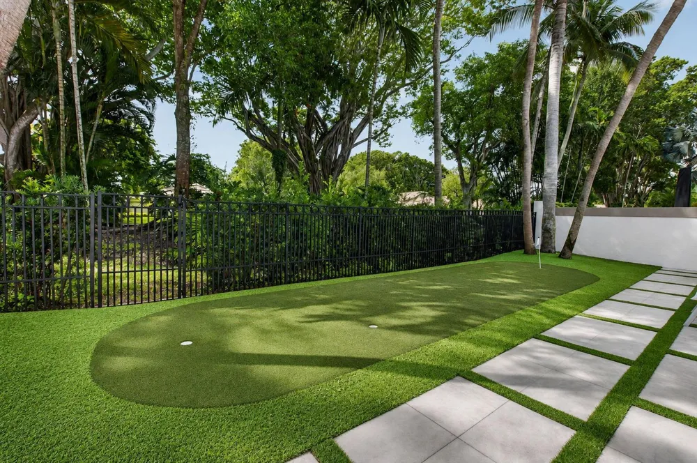 5372 NW 21st Avenue Boca Raton, FL 33496