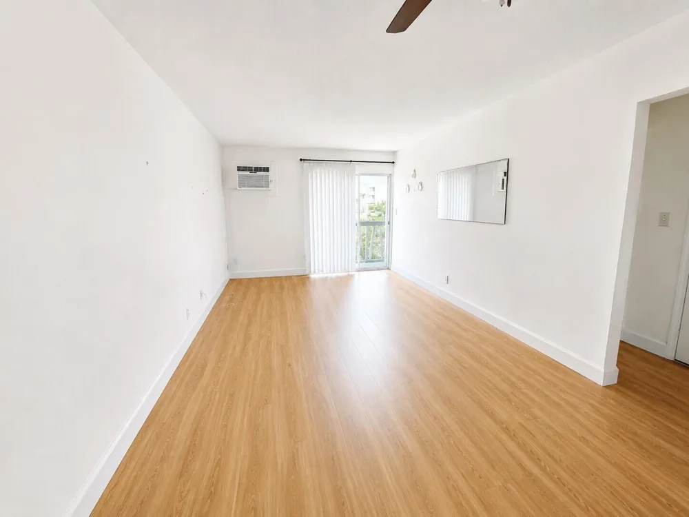 510 Lake Shore Drive #29 Lake Park, FL 33403