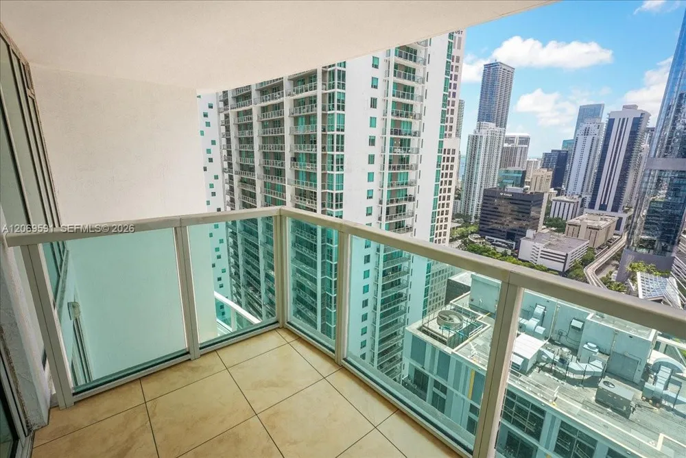 41 SE 5th St #1908 Miami, FL 33131