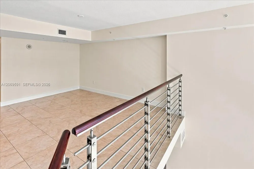 41 SE 5th St #1908 Miami, FL 33131