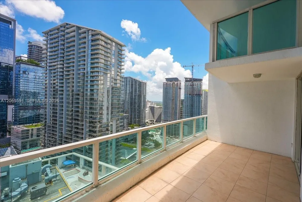 41 SE 5th St #1908 Miami, FL 33131
