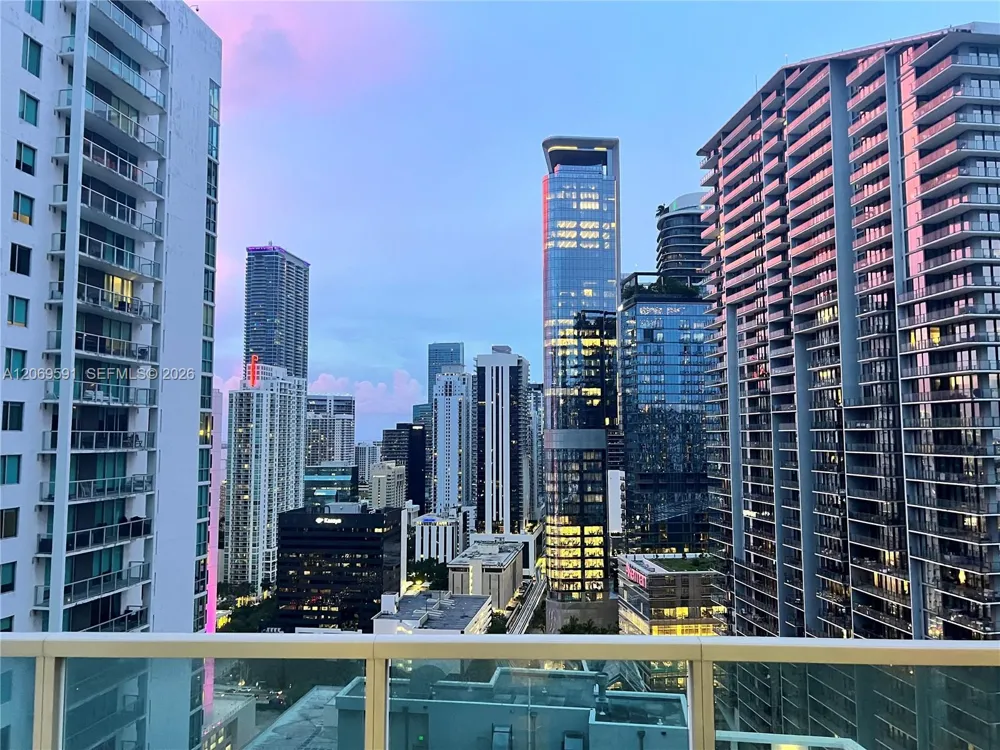 41 SE 5th St #1908 Miami, FL 33131