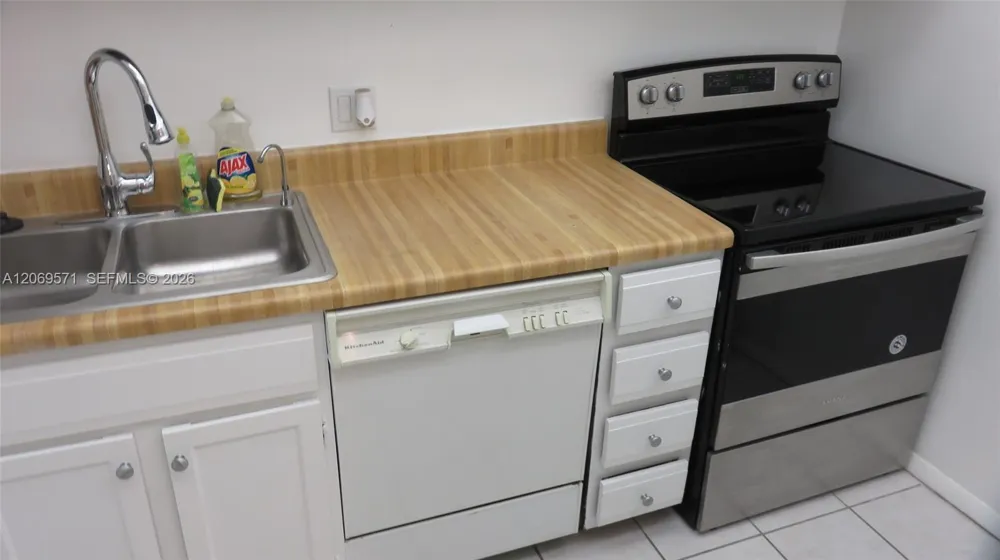 Address Not Shown Lauderhill, FL 33319