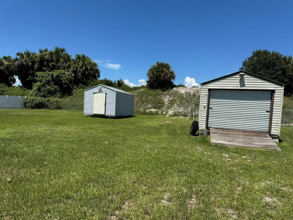8115 SE 57th Drive Okeechobee, FL 34974