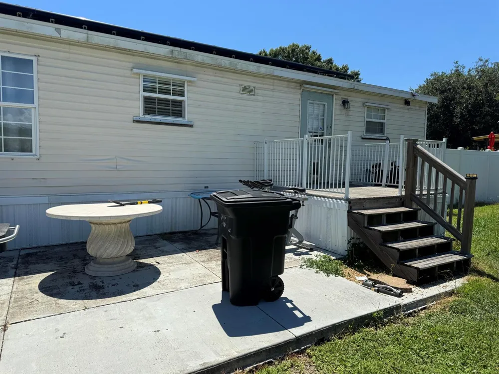 8115 SE 57th Drive Okeechobee, FL 34974